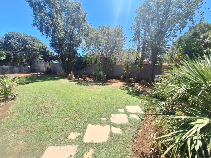 4 Bedroom Property for Sale in Pellissier Free State